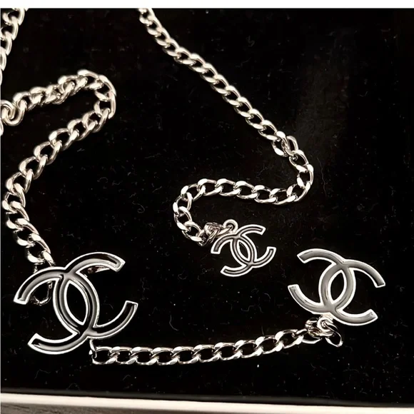 Chanel vintage Belt (or necklace) with Box and Tags - Picture 1 of 15